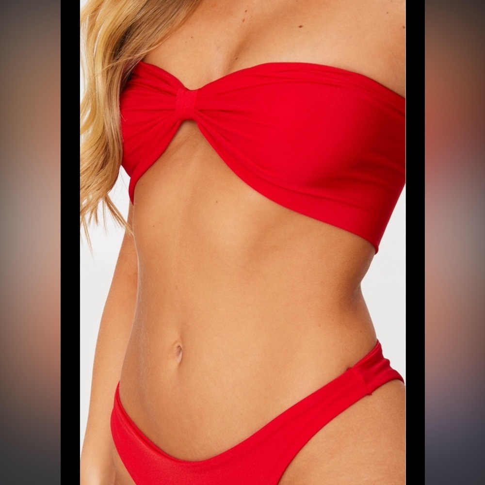 Pretty Little Thing 90s Bandeau Swimsuit - Picture 1 of 6